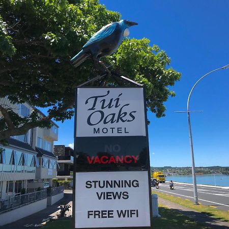 Tui Oaks Motel Таупо Экстерьер фото