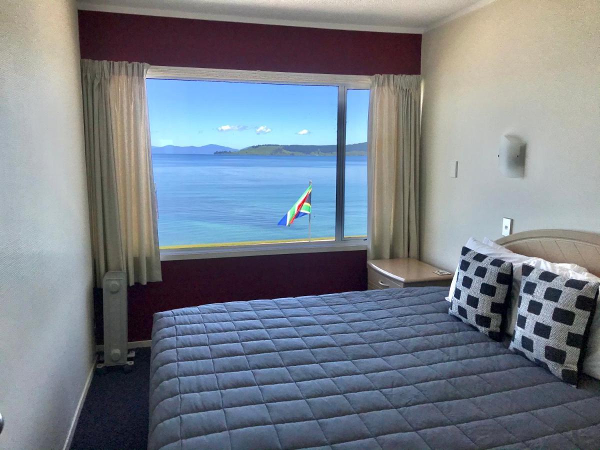 Tui Oaks Motel Таупо Экстерьер фото