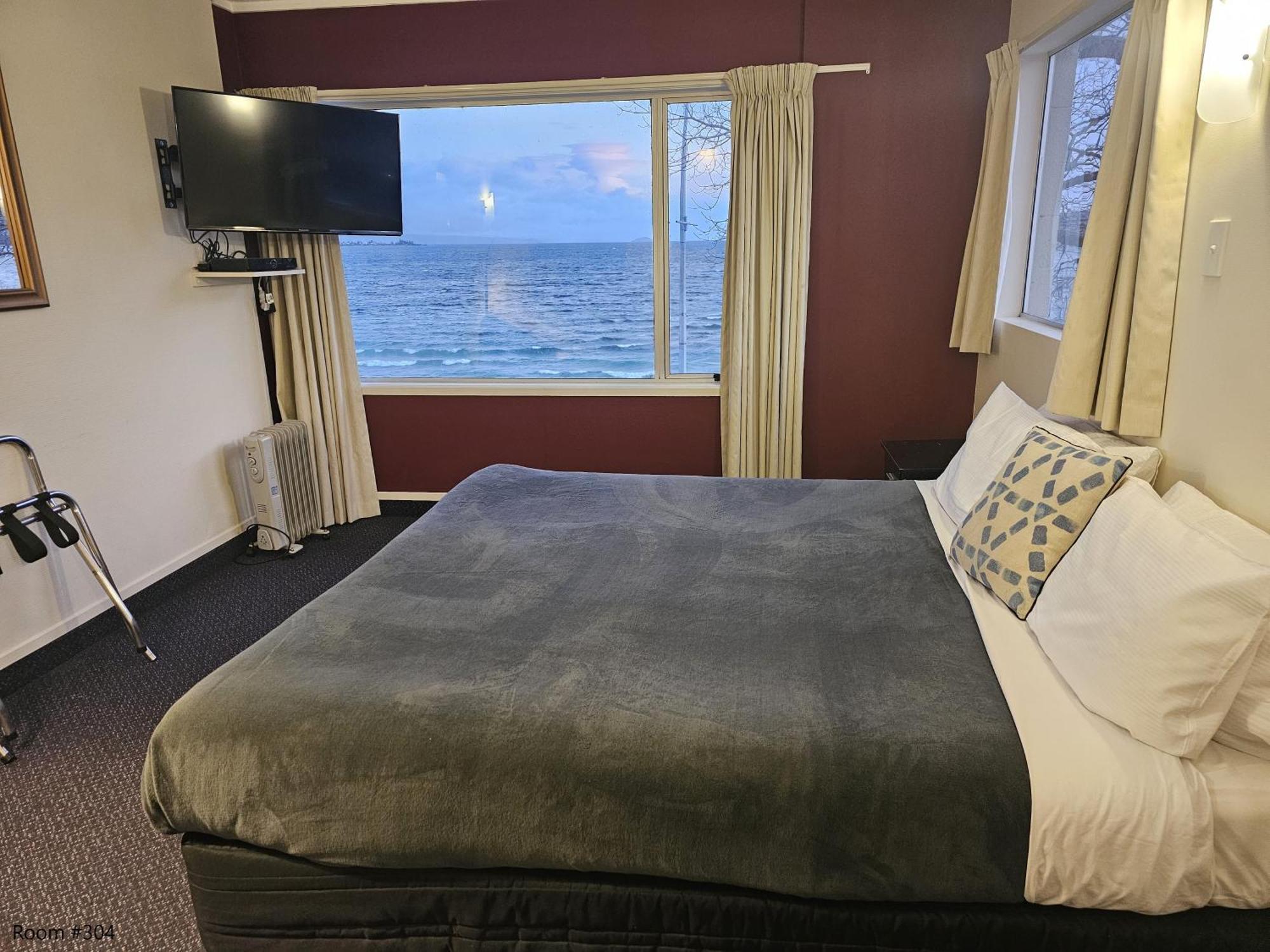 Tui Oaks Motel Таупо Экстерьер фото