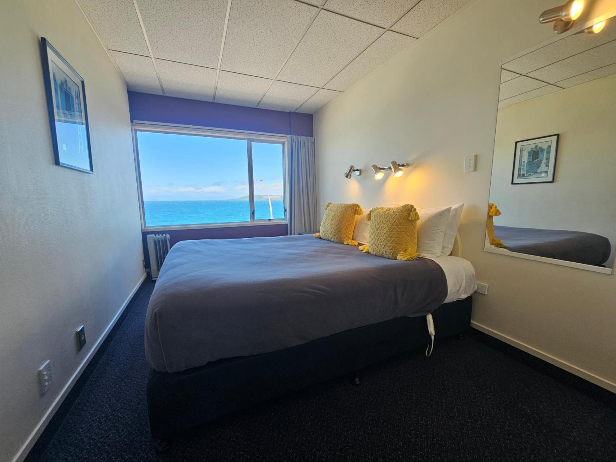 Tui Oaks Motel Таупо Экстерьер фото