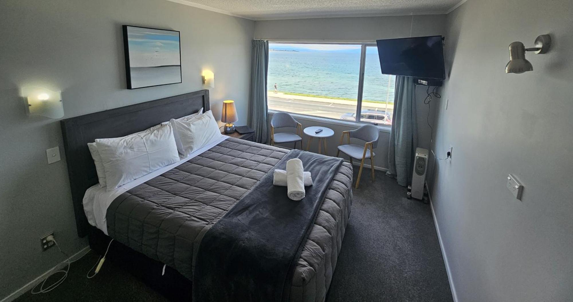 Tui Oaks Motel Таупо Экстерьер фото